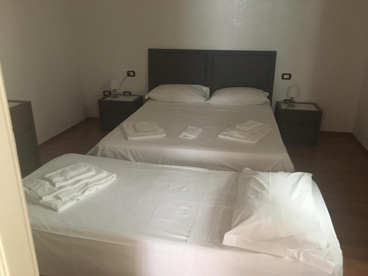 Stelmalu' Hotell Novoli Exteriör bild