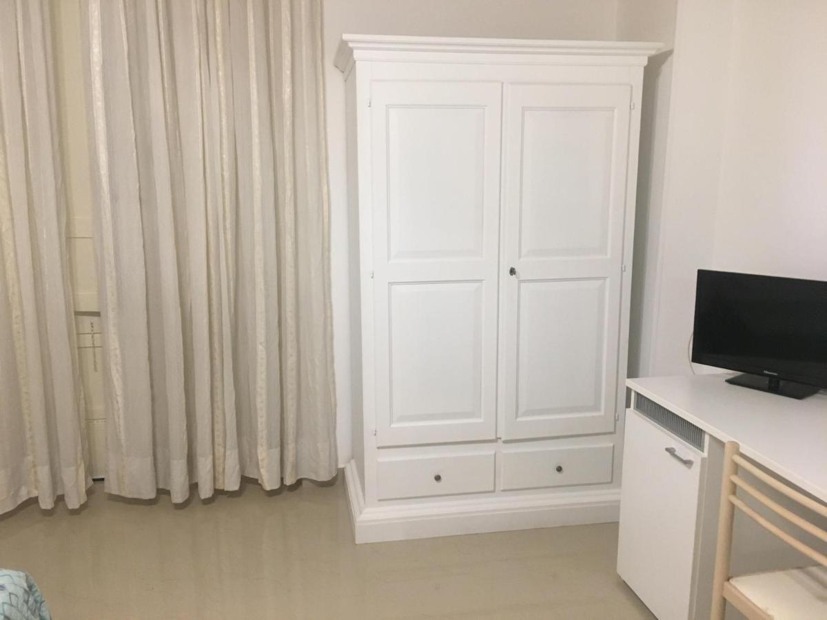 Stelmalu' Hotell Novoli Exteriör bild