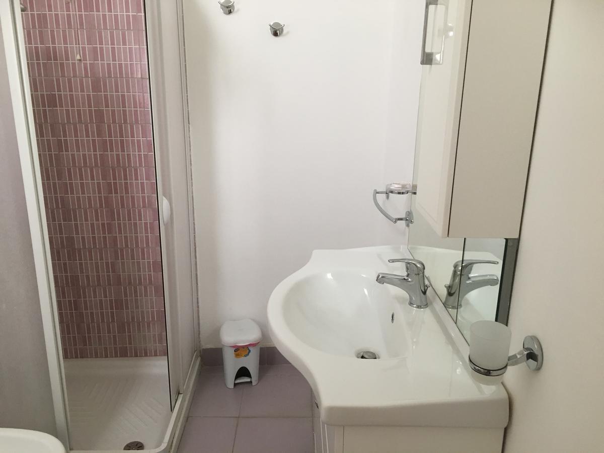 Stelmalu' Hotell Novoli Exteriör bild